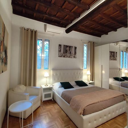 Cozy Navona Apartment Рим Екстериор снимка