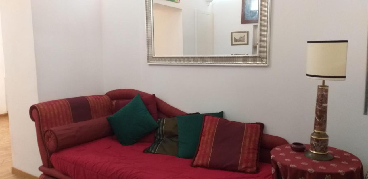 Cozy Navona Apartment Рим Екстериор снимка