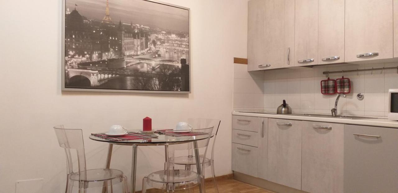Cozy Navona Apartment Рим Екстериор снимка